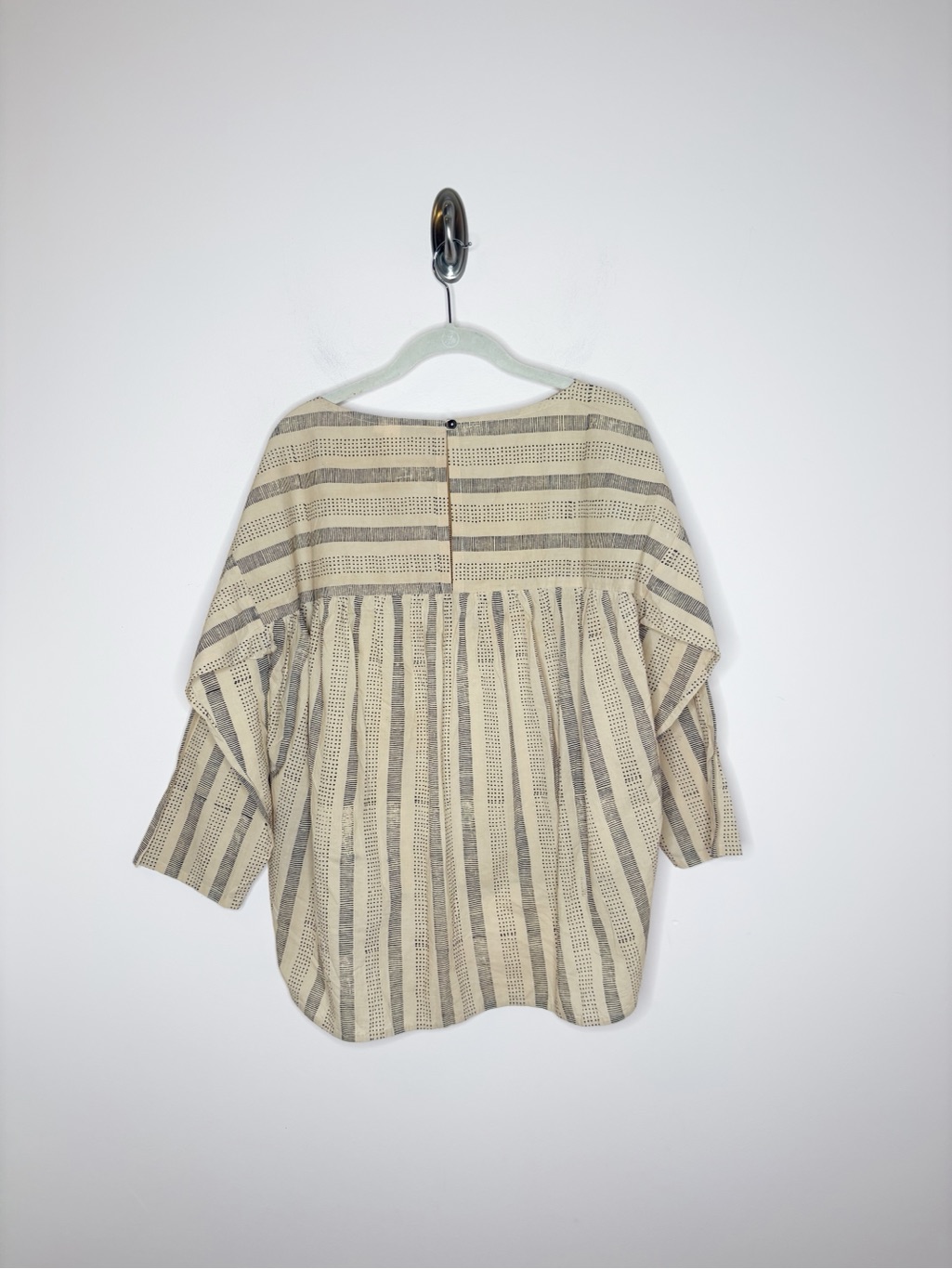 World Of Crow Everyday Top Sandstone Size Small — image 6 of 8